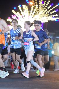 BIB: 46493, 40162
                            <button type="button" onclick="openModal(23111784)" class="btn btn-primary btn-sm float-right btn-popup" data-toggle="modal" data-target=".modal-high-quality">
                        <i class="fas fa-shopping-cart"></i> Add to Cart
                    </button>
                                            <button type="button" onclick="isThisMe(23111784, true)" class="btn btn-success btn-sm float-right btn-popup btn-isme hidden" data-toggle="tooltip" data-placement="bottom" title="นี่คือรูปของคุณใช่ไหม คลิกที่นี่เพื่อเอาเข้าอัลบั้ม">
                        <i class="fas fa-plus"></i> Add to album
                    </button>
                    <button type="button" onclick="isThisMe(23111784, false)" class="btn btn-warning btn-sm float-right btn-popup btn-isnotme hidden">
                        <i class="fas fa-ban"></i> Remove from album
                    </button>